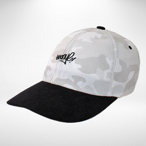 gorra DKY CAMO DAD hat blanco